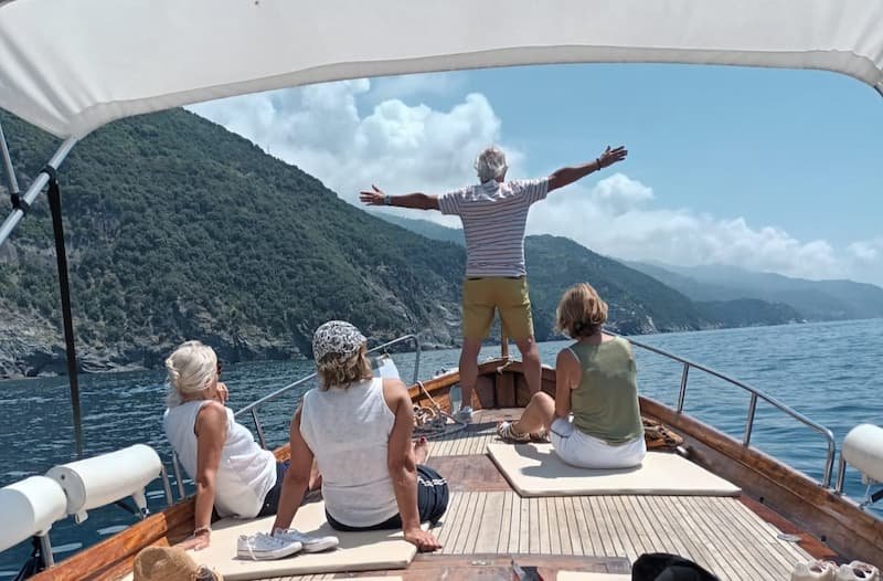 Cinque Terre like a local: private cruise with aperitif onboard