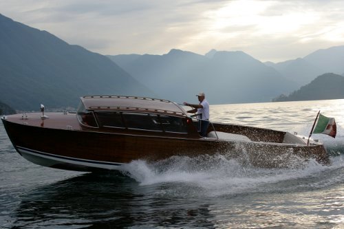 Lake Como sunset cruise: a private romantic unforgettable tour