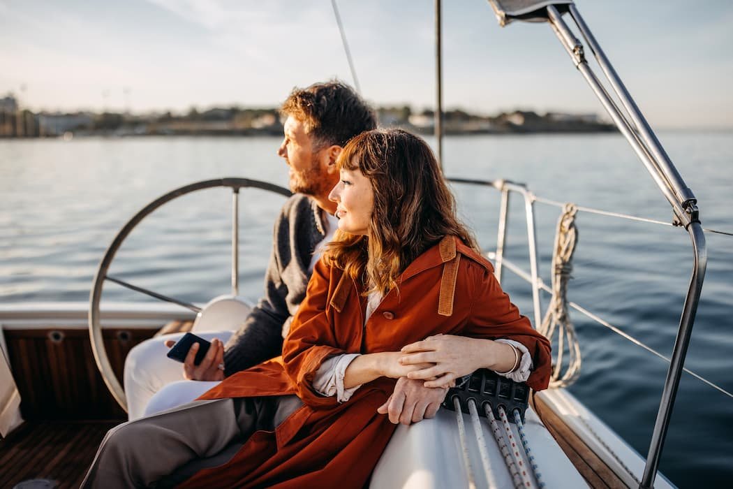 An evening romantic floating dinner and cruise on Lake Como