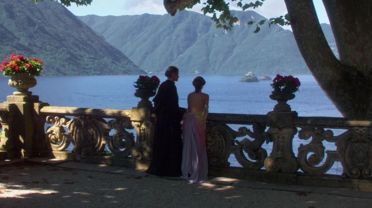 Movie frames private tour on Lake Como