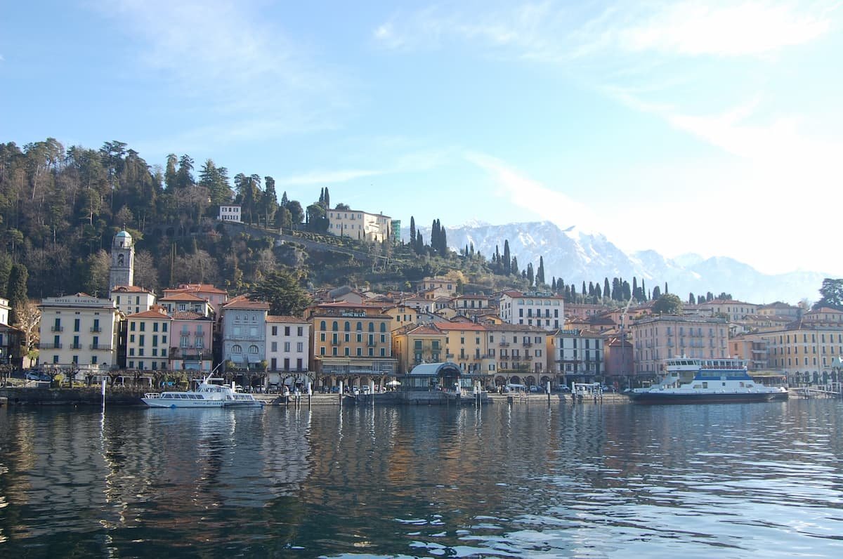 Villas and gardens between Tremezzo and Bellagio on Lake Como