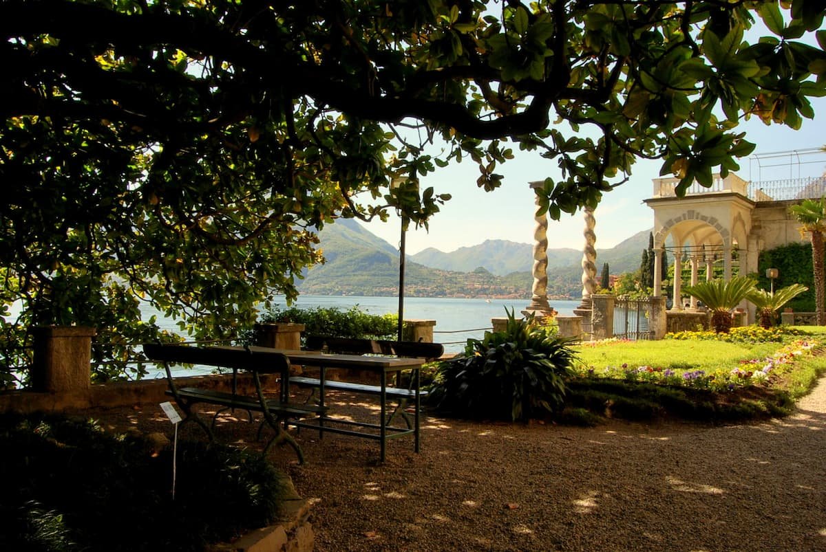 Gardens and parks between Bellagio and Varenna on Lake Como
