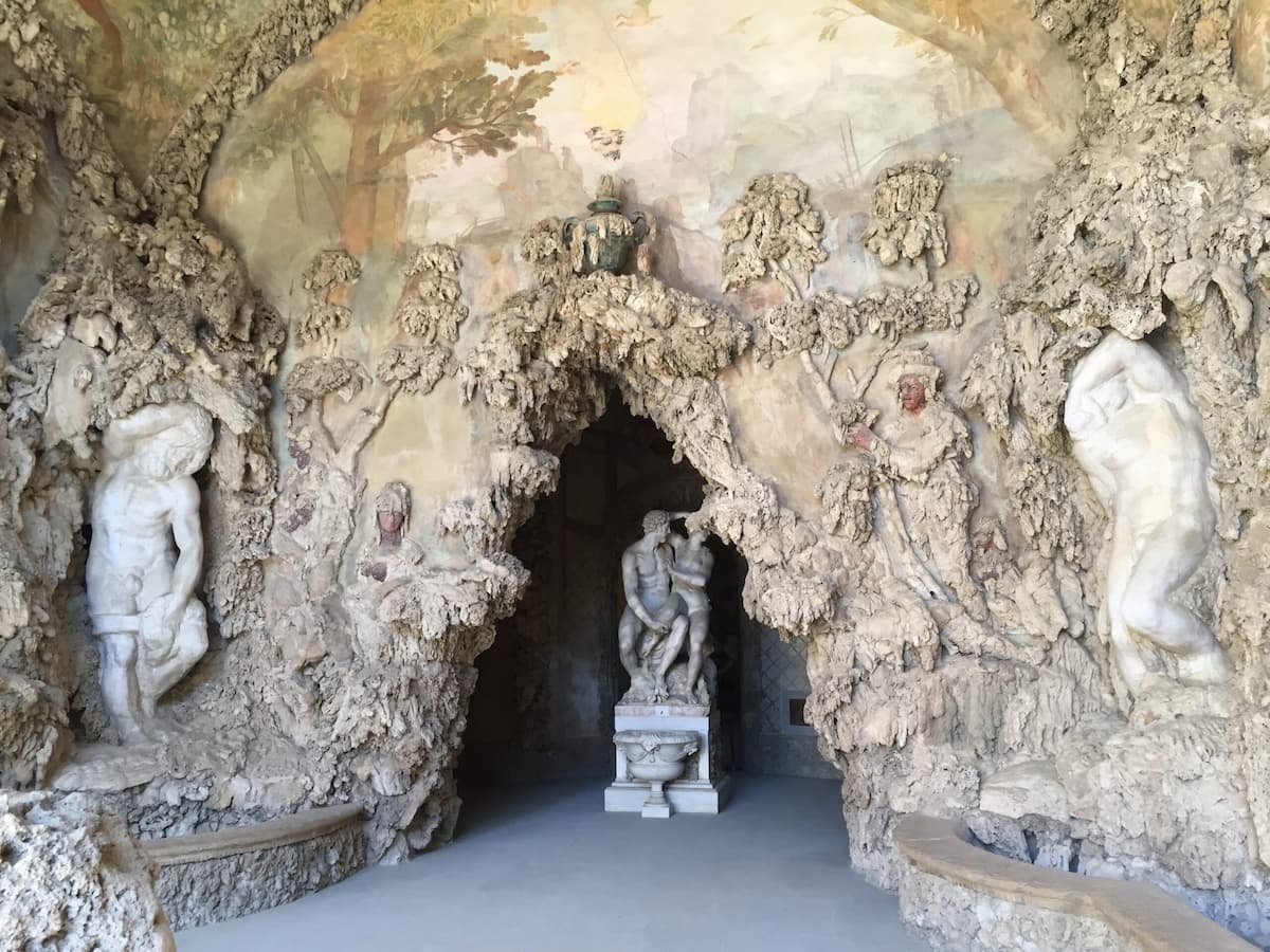 Urban and gardens trekking in Florence