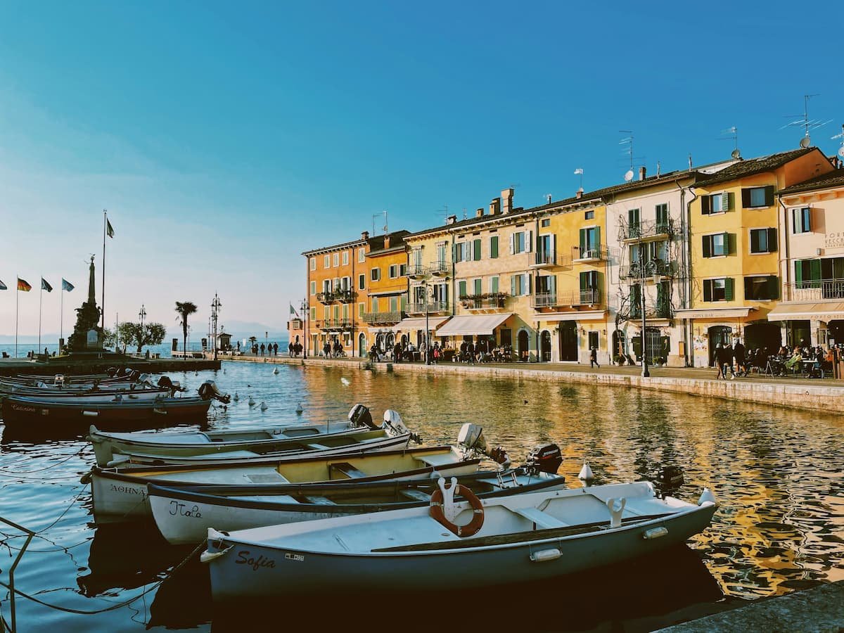 Wine, Oil, and Medieval Wonders on Lake Garda