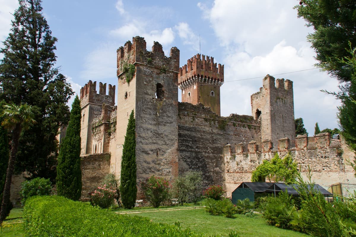 Wine, Oil, and Medieval Wonders on Lake Garda