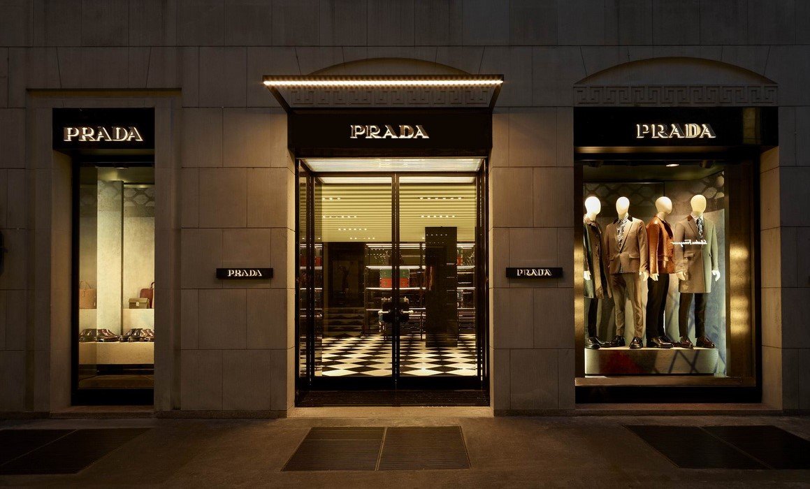 Getting lost in Milan fashion: luxury style and heritage tour