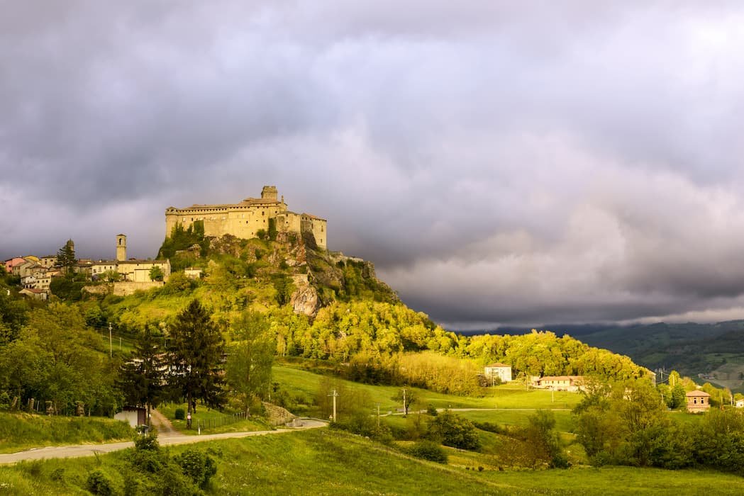 Exclusive overnight spa and dinner in a small Emilian village