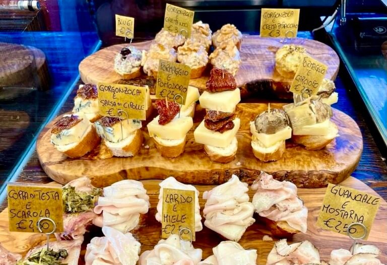 Bacari and cicchetti: a culinary journey in Venice