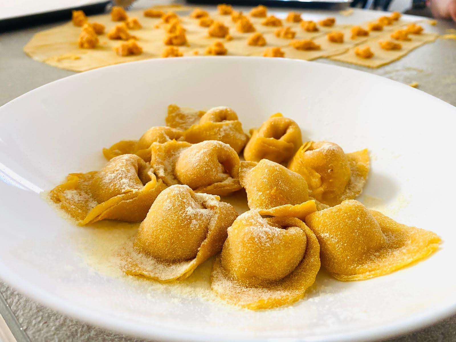 SECRETS OF ITALIAN CUISINE: HANDS-ON COOKING IN A 16TH-CENTURY PALACE